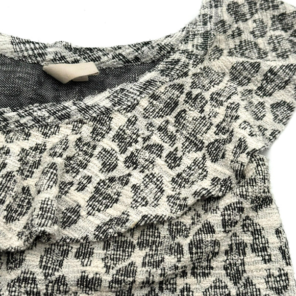 ANTHROPOLOGIE DOLAN Womens XS White Black Texture Sleeveless Savannah Ruffle Top - Picture 3 of 8